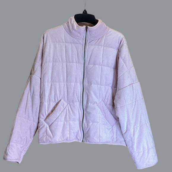 Forever 21 Jackets & Blazers - Forever 21 super soft Pink Quilted Jacket. Women’s size large, ❗️NEW with tags